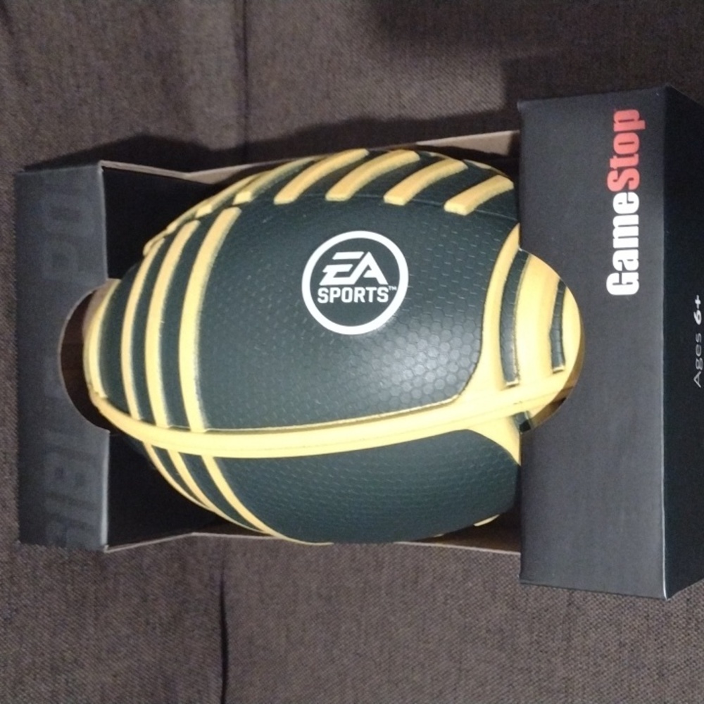 EA sports football new - Picture 2 of 7